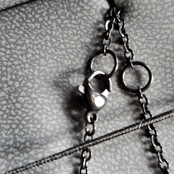 Titanium Black - Picture 4 of 4